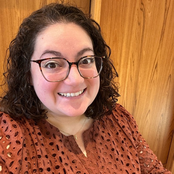 Meet your Posher, Jaritza - Picture 2 of 5